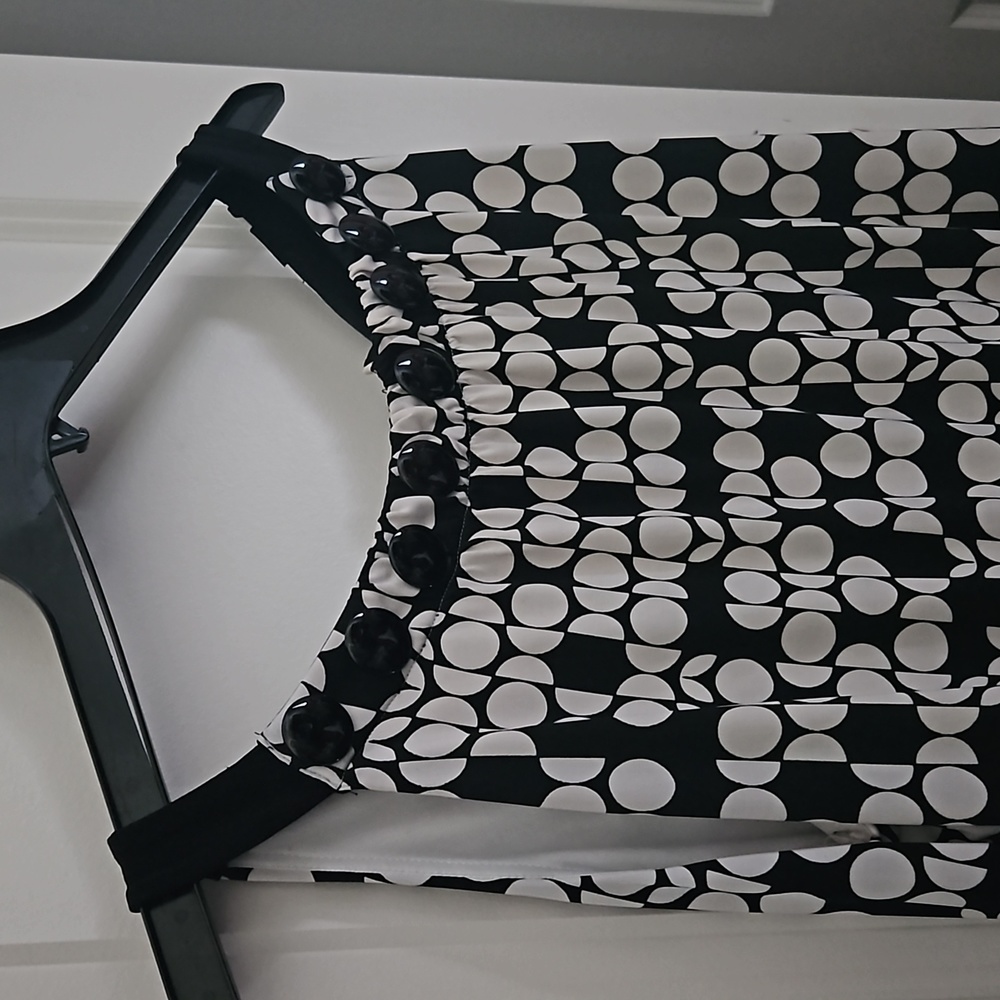 Black and white  back tie dress